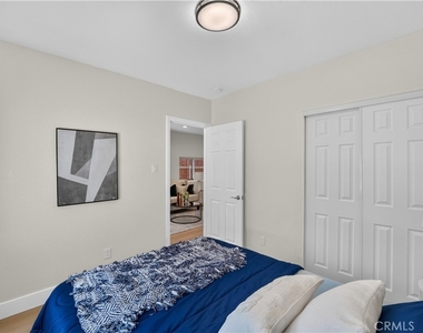 248 W N - Photo Thumbnail 27