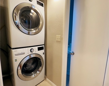 656 W 117th - Photo Thumbnail 17
