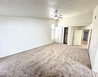 12789 Yorkshire Drive - Photo Thumbnail 20