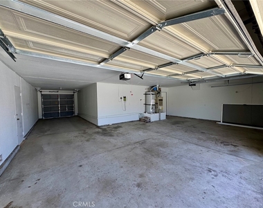12789 Yorkshire Drive - Photo Thumbnail 24