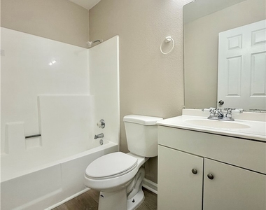 350 S Ashford Avenue - Photo Thumbnail 13