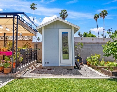 431 N Vermont Avenue - Photo Thumbnail 27
