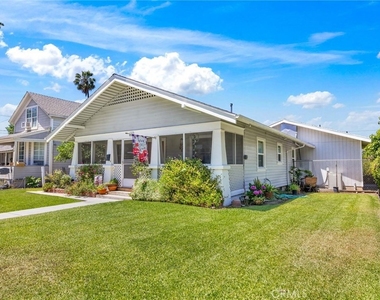 431 N Vermont Avenue - Photo Thumbnail 2