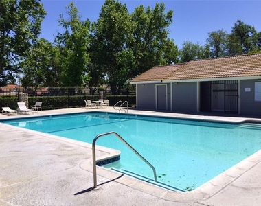 3640 Oak Creek Drive - Photo Thumbnail 13