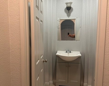 12241 Chacoma - Photo Thumbnail 4