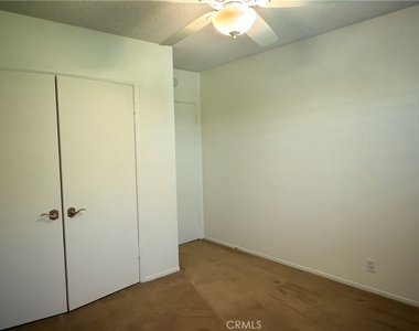 515 W Marbury - Photo Thumbnail 6