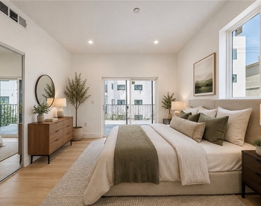 1063 S Corning Street - Photo Thumbnail 7