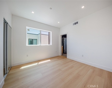1063 S Corning Street - Photo Thumbnail 40