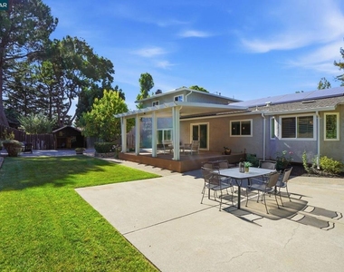 717 Bloching Cir - Photo Thumbnail 37