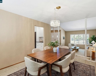 717 Bloching Cir - Photo Thumbnail 8