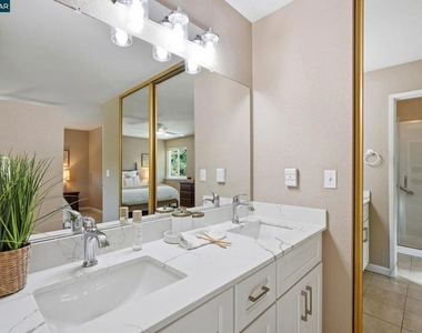 717 Bloching Cir - Photo Thumbnail 29
