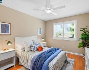 717 Bloching Cir - Photo Thumbnail 19
