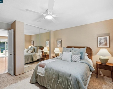 717 Bloching Cir - Photo Thumbnail 16