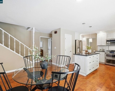 717 Bloching Cir - Photo Thumbnail 12