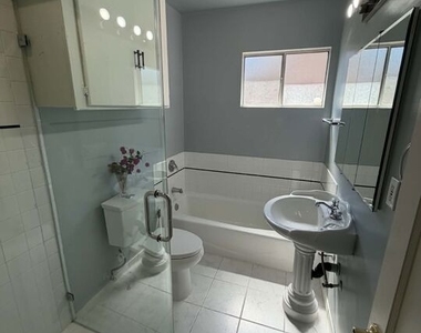 3283 Kelton Avenue - Photo Thumbnail 18