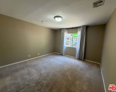 3283 Kelton Avenue - Photo Thumbnail 28