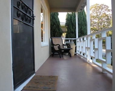 3283 Kelton Avenue - Photo Thumbnail 3