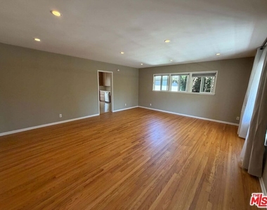3283 Kelton Avenue - Photo Thumbnail 10