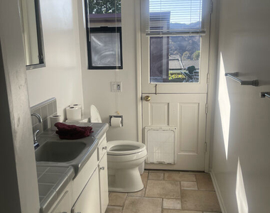 2027 Westridge Road - Photo Thumbnail 15