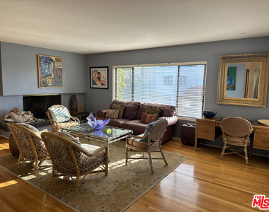 2027 Westridge Road - Photo Thumbnail 9