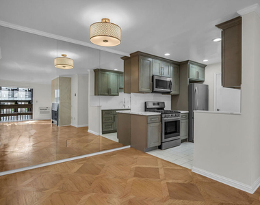 9061 Keith Avenue - Photo Thumbnail 8