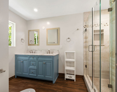 2325 Selby Avenue - Photo Thumbnail 13