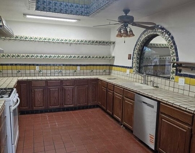 17320 Grand Avenue - Photo Thumbnail 15