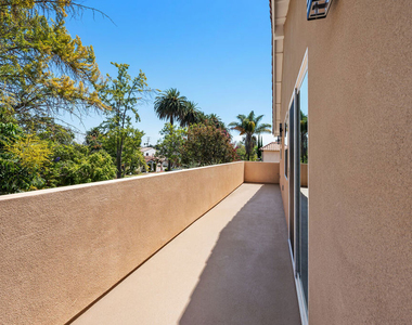 2329 Selby Avenue - Photo Thumbnail 14