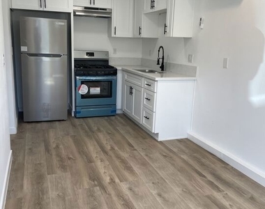 6627 Kraft Avenue - Photo Thumbnail 4