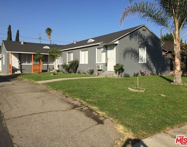 6627 Kraft Avenue - Photo Thumbnail 10