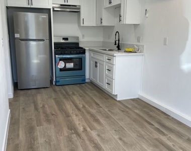 6627 Kraft Avenue - Photo Thumbnail 12
