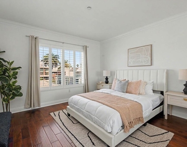 1878 Greenfield Avenue - Photo Thumbnail 20