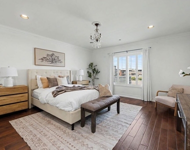 1878 Greenfield Avenue - Photo Thumbnail 14