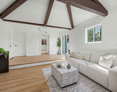 2831 Overland Avenue - Photo Thumbnail 34