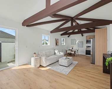 2831 Overland Avenue - Photo Thumbnail 32