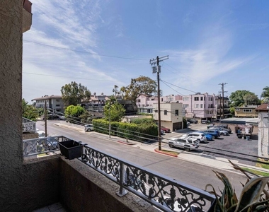 3910 Moore Street - Photo Thumbnail 18