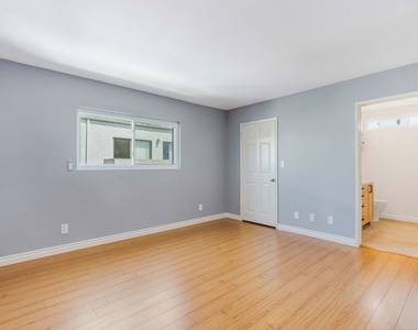 3910 Moore Street - Photo Thumbnail 9