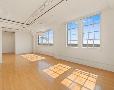 420 S San Pedro Street - Photo Thumbnail 4