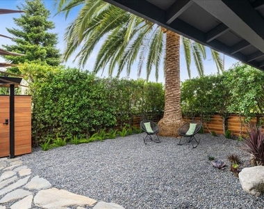 4027 Moore Street - Photo Thumbnail 4