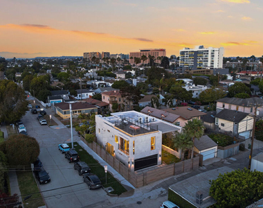 2801 Sanborn Avenue - Photo Thumbnail 20