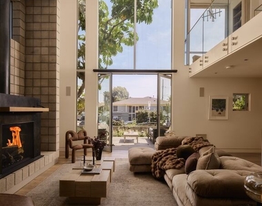 2801 Sanborn Avenue - Photo Thumbnail 2