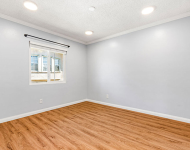 2804 Workman Street - Photo Thumbnail 11