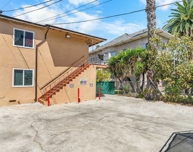 2804 Workman Street - Photo Thumbnail 20