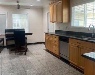 20412 Enadia Way - Photo Thumbnail 5