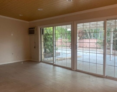 20412 Enadia Way - Photo Thumbnail 9