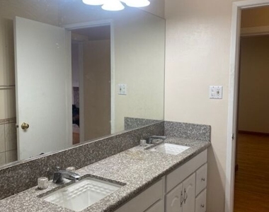 20412 Enadia Way - Photo Thumbnail 16
