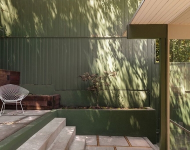 8322 Ridpath Drive - Photo Thumbnail 16