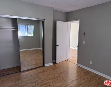 1646 Franklin Street - Photo Thumbnail 11
