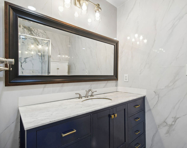 807 N Alfred Street - Photo Thumbnail 15