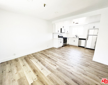11430 Cedar Avenue - Photo Thumbnail 1